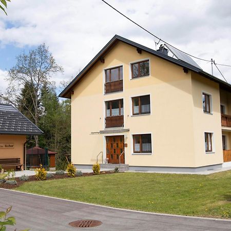 Ferienwohnungen Hecher Feldkirchen in Kärnten エクステリア 写真