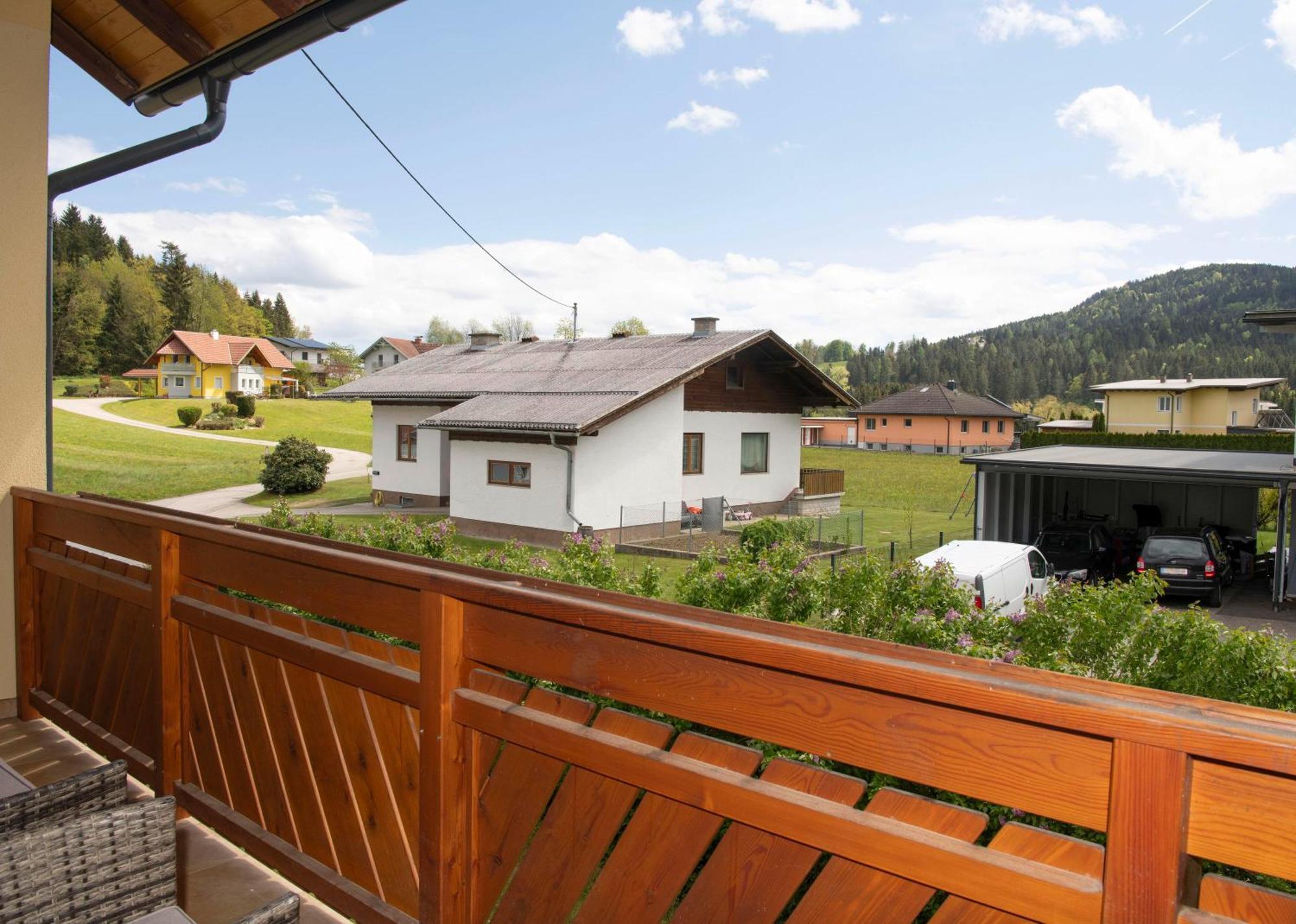 Ferienwohnungen Hecher Feldkirchen in Kärnten エクステリア 写真